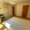 Photo 5: Room 3 (En-suite/Double)