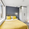 Photo 10: Room 1