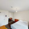 Photo 6: ROOM 4