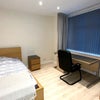 Photo 9: bedroom