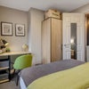 Photo 6: Room 4