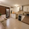 Photo 4: Kitchen