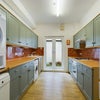 Photo 4: Kitchen 