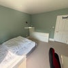 Photo 4: Bedroom