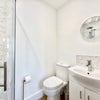 Photo 4: Room 2 en suite