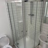 Photo 4: Room 2 ensuite