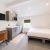 Photo 2: Studio 6 En Suite