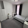 Photo 4: Bedroom 2