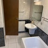 Photo 7: Share bathroom