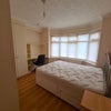 Photo 6: Room 1