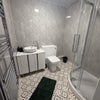 Photo 6: En-Suite 