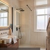 Photo 3: Shared bathroom 