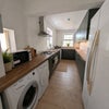 Photo 3: kitchen