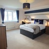 Photo 5: Room 6 (available 02/10)