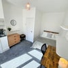 Photo 3: Room 3 En Suite