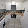 Photo 5: Kitchen