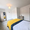 Photo 4: Room 3 En Suite