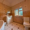 Photo 7: Bathroom 