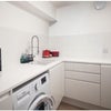 Photo 7: Kitchen