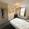 Photo 8: Room 1