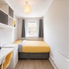 Apartment in London, Saint Matthias Estate, Poplar - View 5