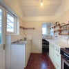 Photo 7: Kitchen