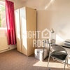 Photo 2: Room 4