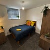 Photo 9: Room 4