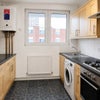 Photo 7: Kitchen