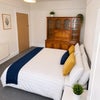 Photo 5: Bedroom