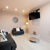 Photo 2: Living Rom