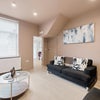 Photo 3: Living Rom