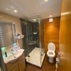 Photo 7: Bathroom