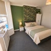 Photo 3: Room 1