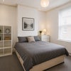 Photo 6: Room 1