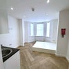 Photo 14: Room 1