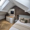 Photo 7: RM 6 EN-SUITE