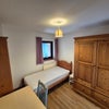 Photo 9: Room 2