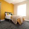 Photo 3: Room 1
