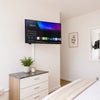 Apartment in London, London Borough of Tower Hamlets - View 5