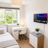 Apartment in London, London Borough of Tower Hamlets - View 3