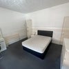 Photo 6: Room 4
