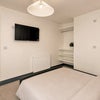 Photo 7: Room 4 