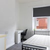 Photo 7: Room 4
