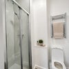 Photo 6: Ensuite