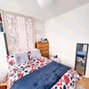 Photo 7: Room