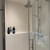 Photo 4: bathroom