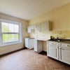 Photo 7: Kitchen