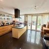 Photo 3: Kitchen