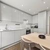 Photo 5: kitchen
